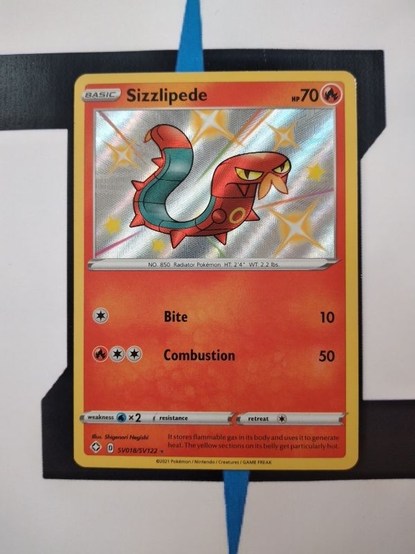    pokemon-karte-sizzlipede-babyshiny-shining-fates-sv-018-englisch