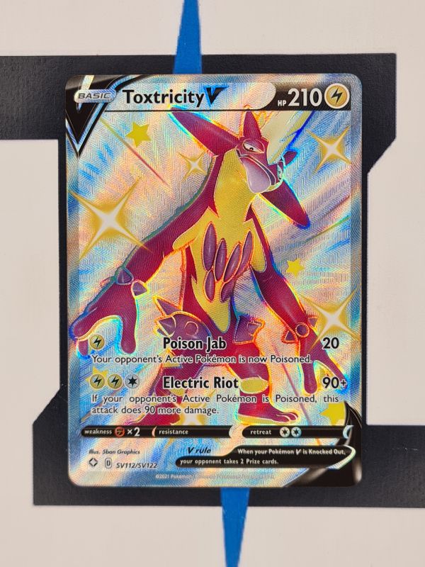 pokemon-karte-toxtricity-v-shiny-shining-fates-sv-112-englisch