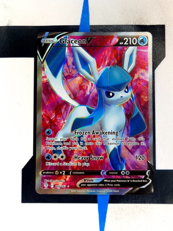 pokemon-karten-glaceon-v-evolving-skies-full-art-englisch